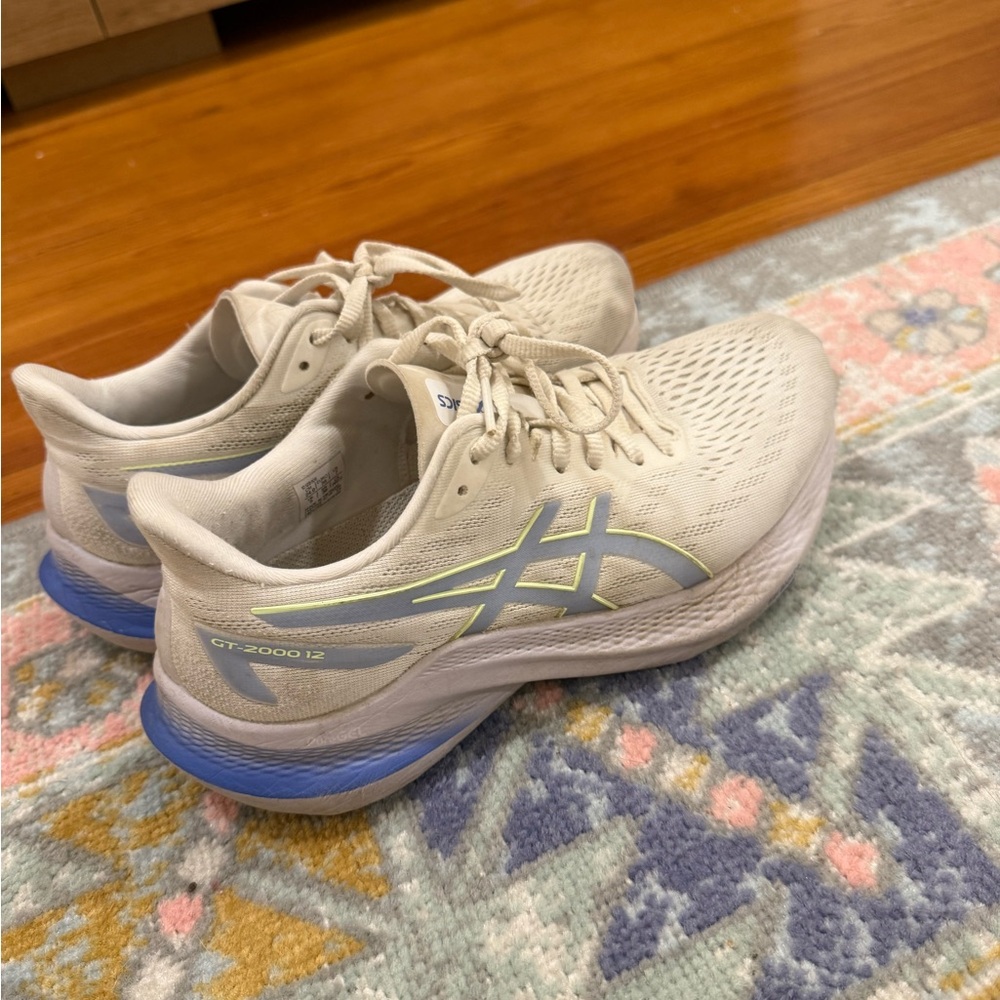 ASIC running shoes